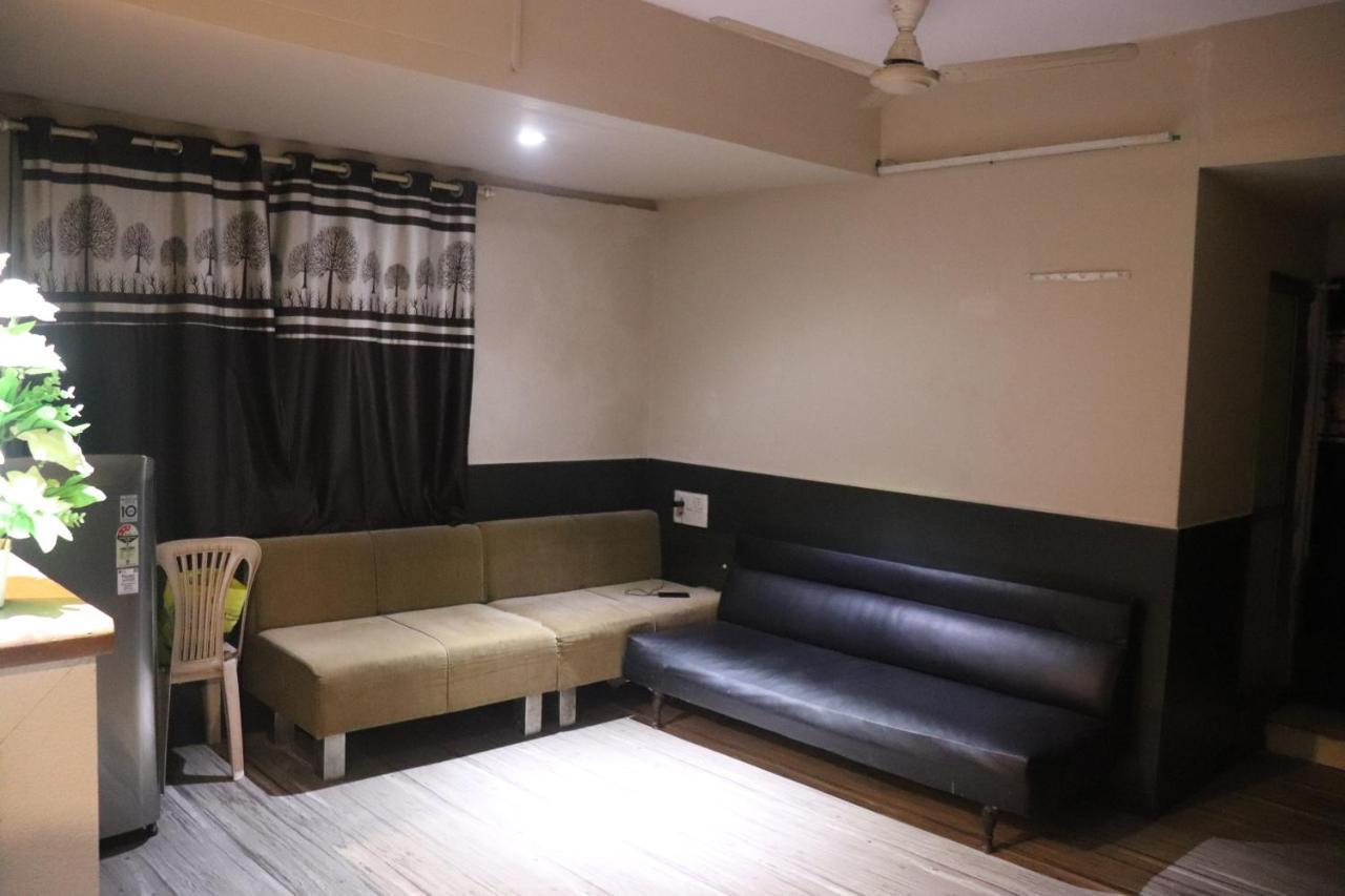 Hotel Harmony Jāmnagar Екстериор снимка
